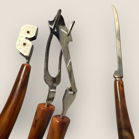 Vintage Brown Bakelite Utensil Set 1950s Tongs Knife Sharpener Fork - Picture 8 of 13
